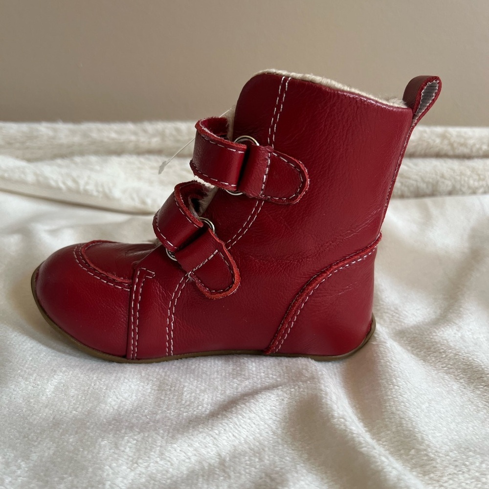 Skeanie Australia Baby Red Double Velcro Leather Fur Lined Boots